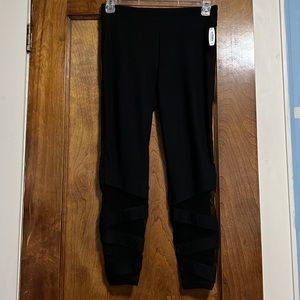 Full length legging with calf accents on both legs